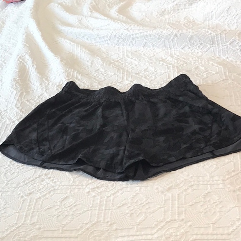 LULULEMON Track That Short